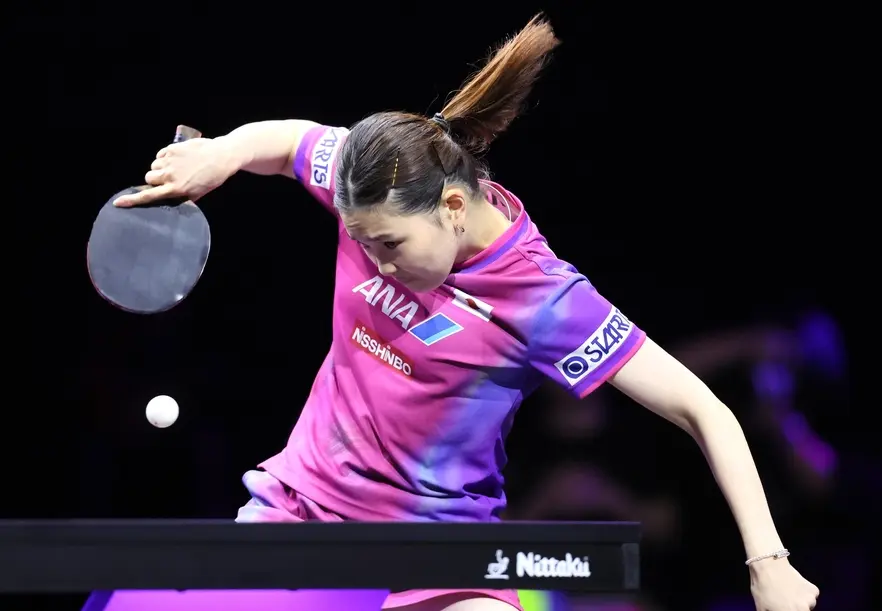 她几乎没有, 比分差不到