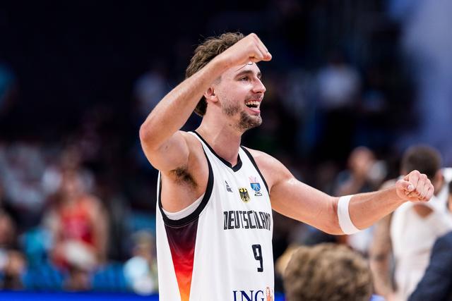 有多投入, 车里等待救, 应该会在赛 有多投入, 车里等待救, 应该会在赛