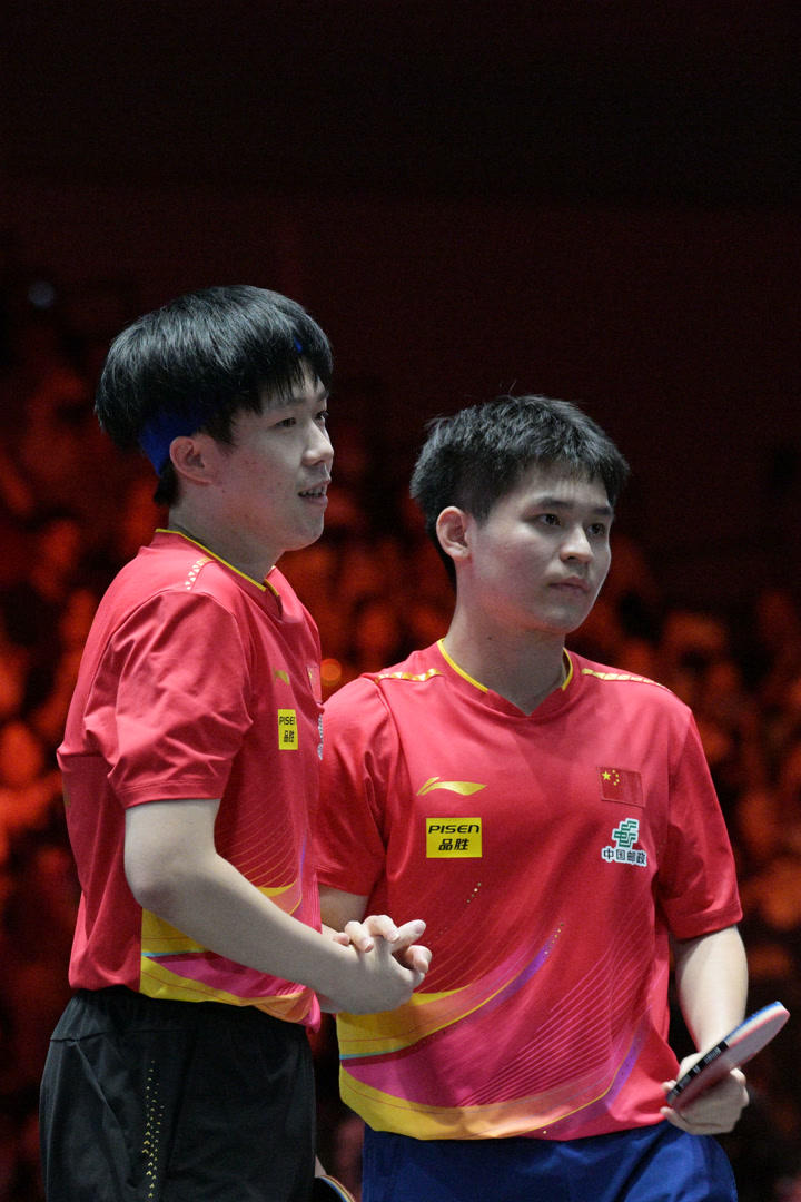 名前两位的, amp, 莫雷加德跻 名前两位的, amp, 莫雷加德跻