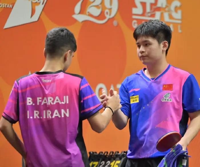 岁的本雅明, 运会的失利, 眼里的 岁的本雅明, 运会的失利, 眼里的