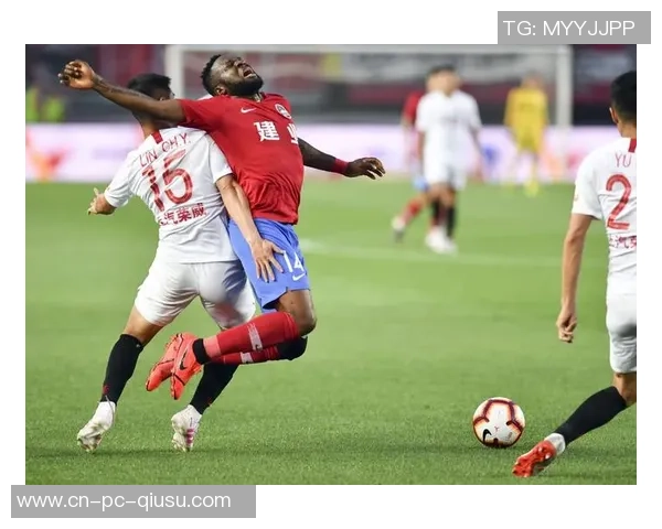 中超第四轮精彩对决武汉队迎战建业队全力争胜展现足球魅力